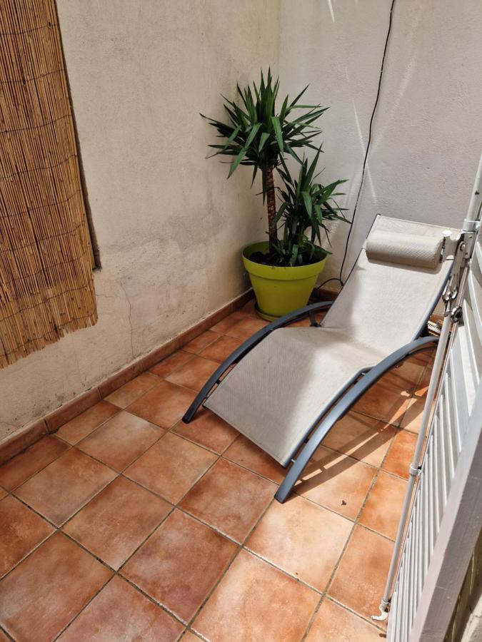 2 Pieces Dans Le Centre Avec Petite Terrasse 3*** Apartment Marseille Ngoại thất bức ảnh